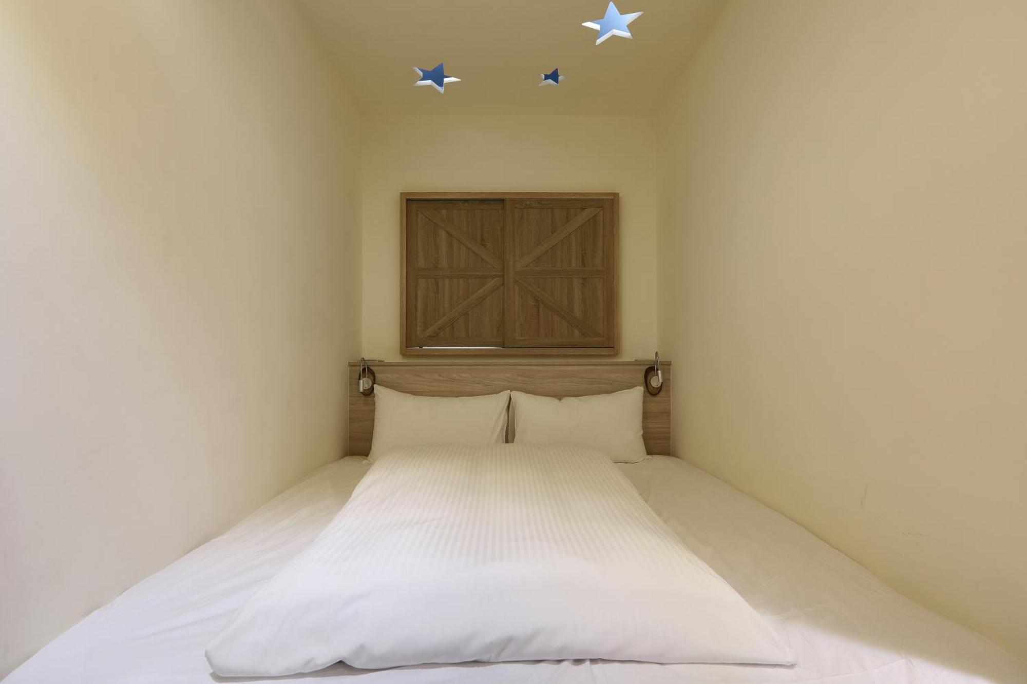 MINI HOTELS  Taichung Exterior foto