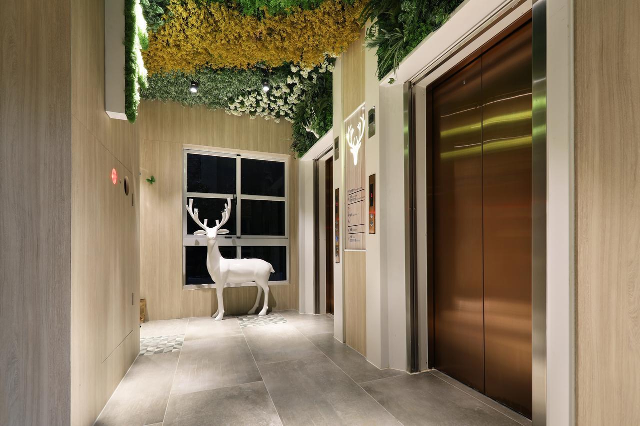 MINI HOTELS  Taichung Exterior foto